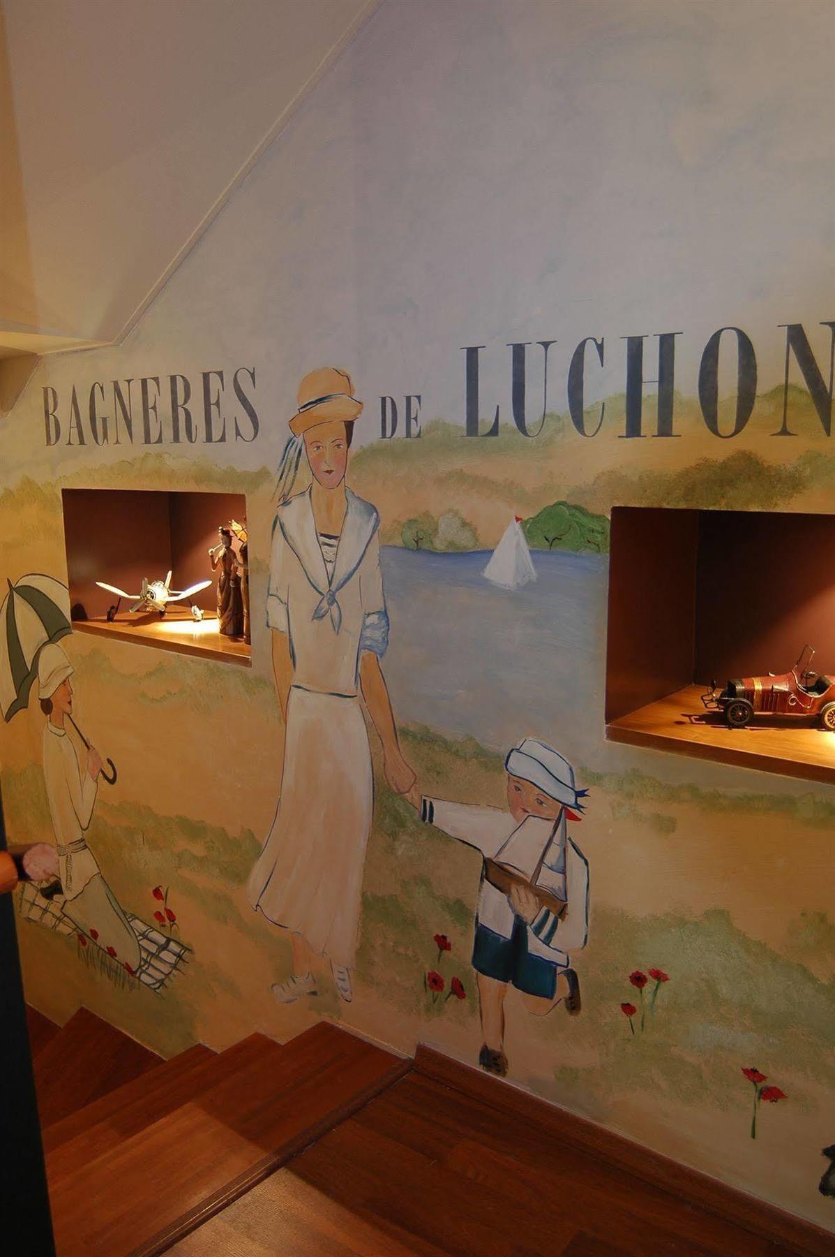 ホテル アルティ オテル Bagnères-de-Luchon エクステリア 写真